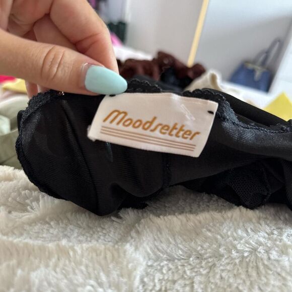 Black Lace Ruffle Corset-Style Top – Size S - Picture 4 of 4